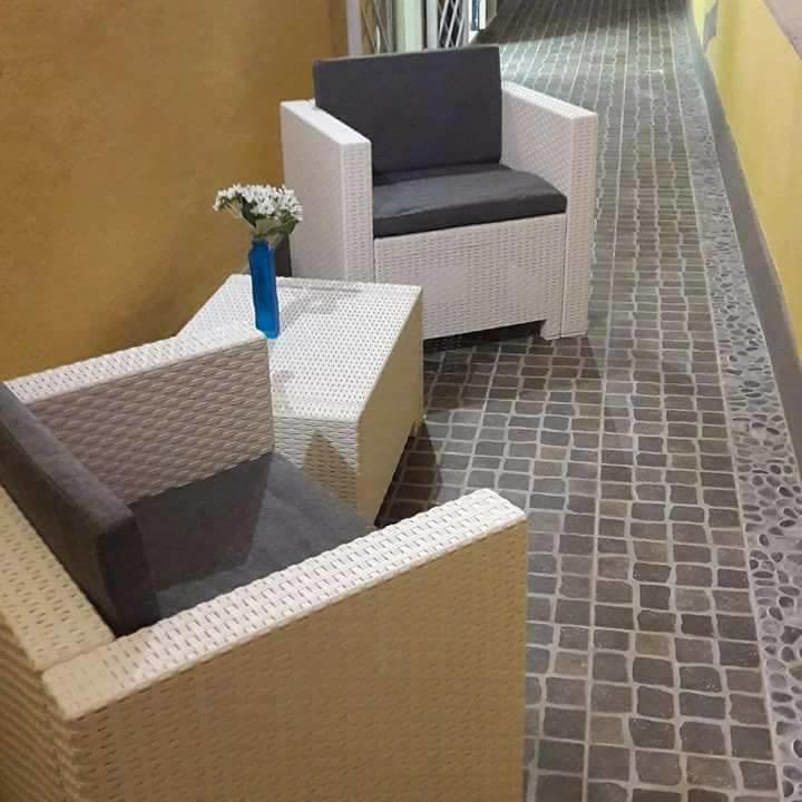 Acomodação com café da manhã  To *